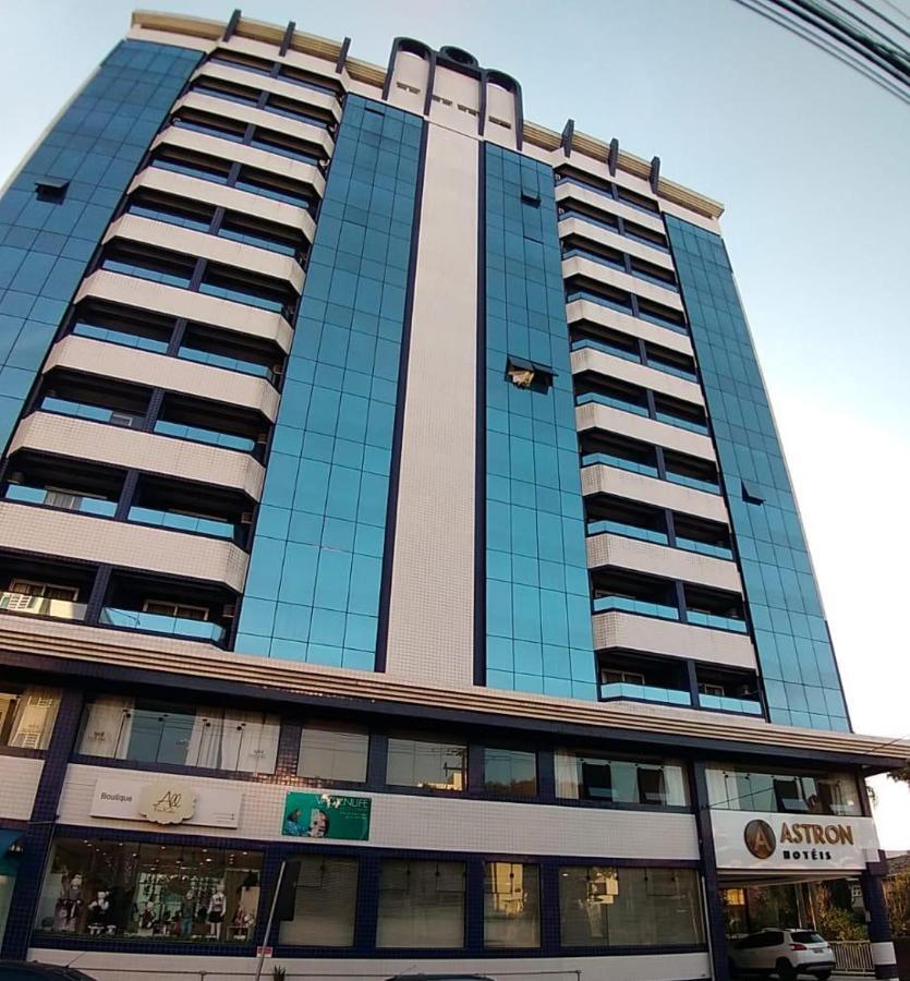 Astron Suites Sao Jose Dos Pinhais By Nobile Bagian luar foto
