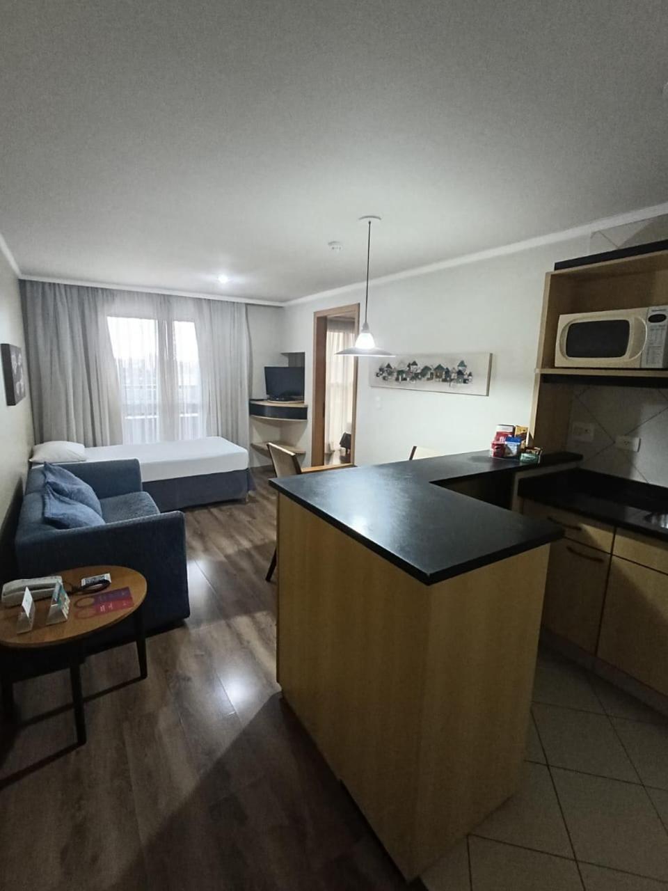 Astron Suites Sao Jose Dos Pinhais By Nobile Bagian luar foto
